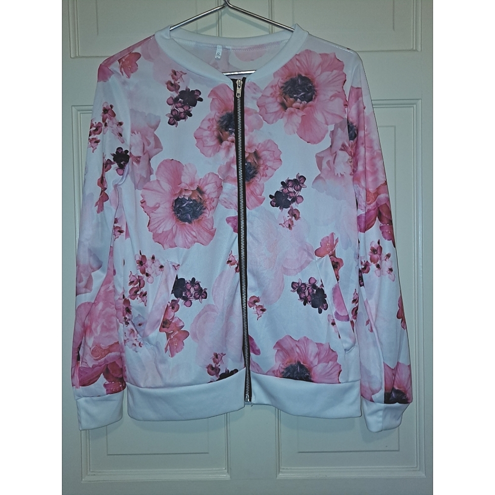 Women's floral jacket blouse long sleeve sport outdoor athlete winter travel